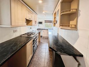 KITCHEN- click for photo gallery